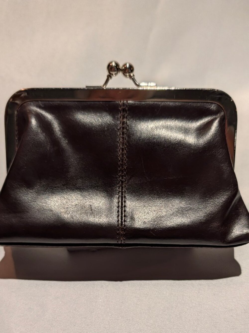 Vintage Wilsons Leather Dark Brown Kiss Lock Coin Purse Wallet